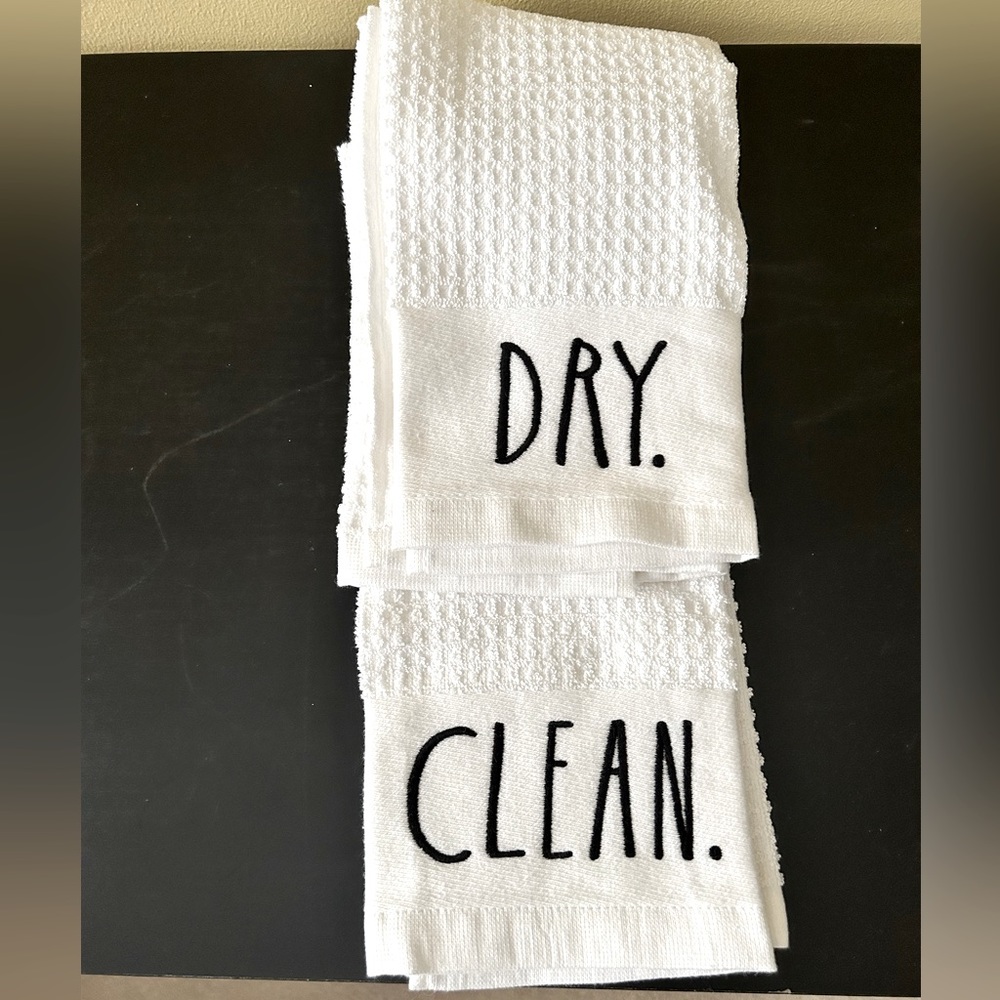 Rae Dunn kitchen towels set